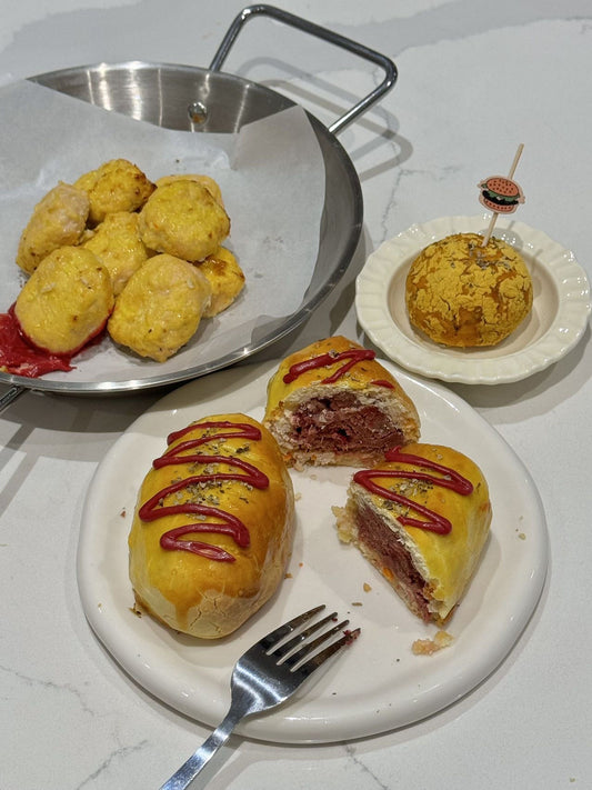 The Artisan Beef Hot Dog Duo | It’s not Ketchup!