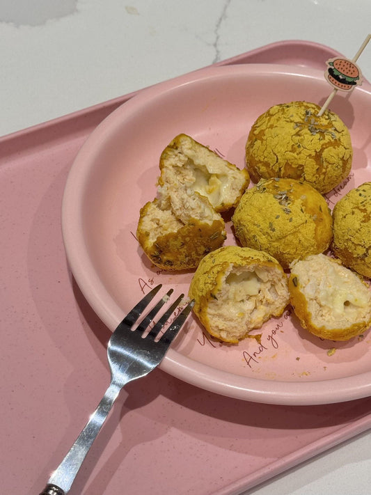 The Snowflake Cheese Puffs | Golden Winter Series