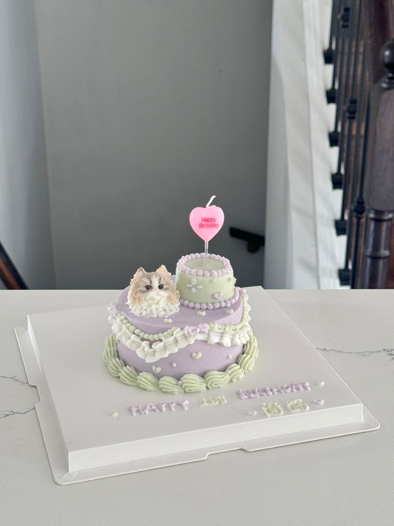 Vintage Double-Layer Mini Cake