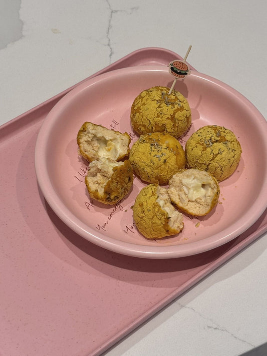 The Snowflake Cheese Puffs | Golden Winter Series